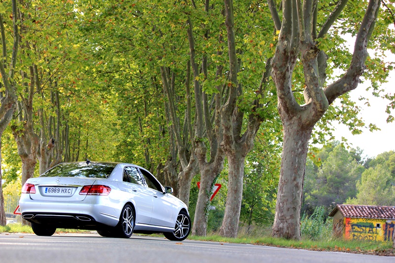 Mercedes E300 Bluetec Hybrid - Fotografia: www.luxury360.es